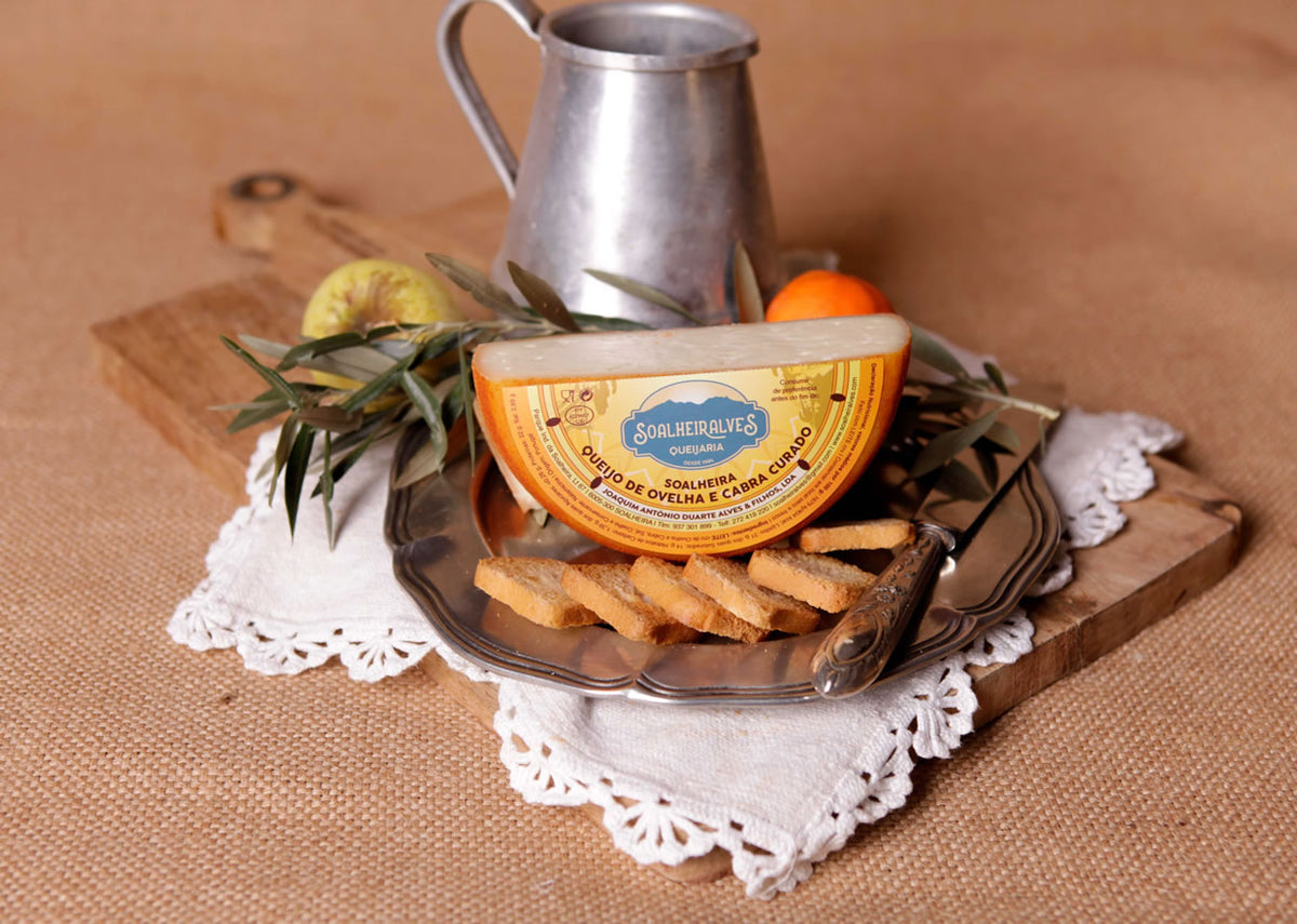 Metade Queijo de Ovelha e Cabra Curado 375g